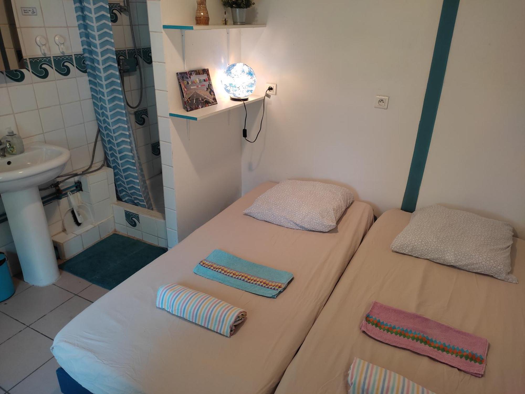 Hotel Zenzela Surf House à Naujac-sur-Mer Extérieur photo